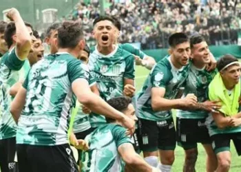 Histórico! Excursionistas goleó a Italiano y ascendió a la Primera Nacional