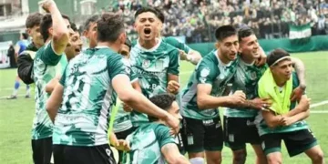 Histórico! Excursionistas goleó a Italiano y ascendió a la Primera Nacional