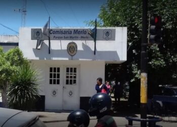 ROBARON EN MERLO UN AUTOMOVIL , Y GOLPEARON AL DUEÑO DEL COCHE