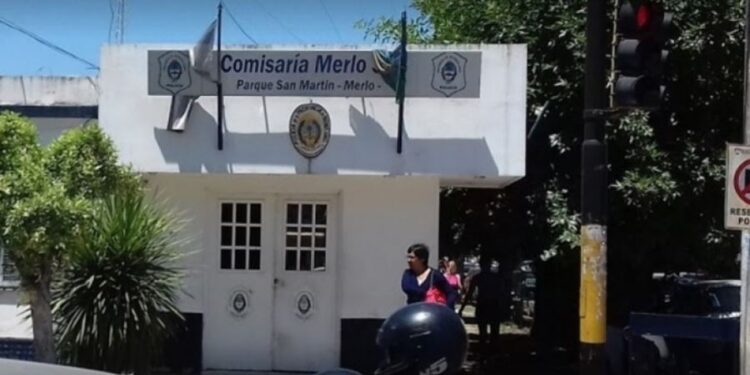 ROBARON EN MERLO UN AUTOMOVIL , Y GOLPEARON AL DUEÑO DEL COCHE