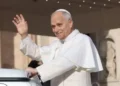 El Gobierno oficializó tres feriados por la visita del papa León XIV: