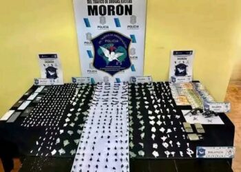 GOLPE AL NARCOMENUDEO EN EL BARRIO LA ESTRELA EN MARIANO ACOSTA