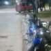 La Plata: un motociclista de 19 años chocó contra un auto y sufrió graves golpes