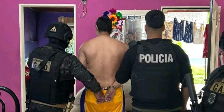 LO DETUVIERON TRAS UN ALLANAMIENTO POR UN INTENTO DE HOMICIDIO EN FLORENCIO VARELA