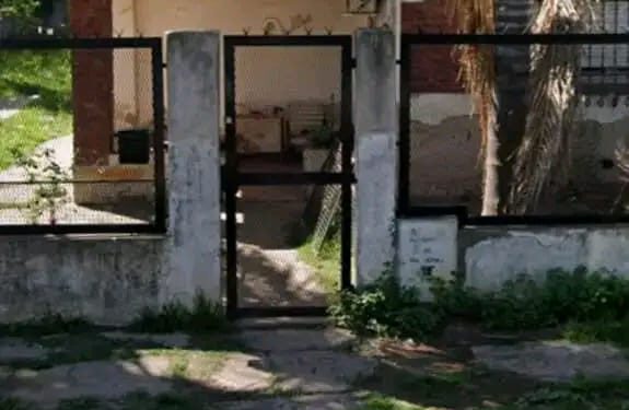 Masacre en Mariano Acosta: hallaron sin vida a toda una familia en su vivienda — todo indica que el padre asesinó a su esposa, a sus tres hijos menores y luego se suicidó